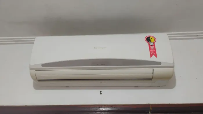 Ar Condicionado SPRINGER 9 mil btus