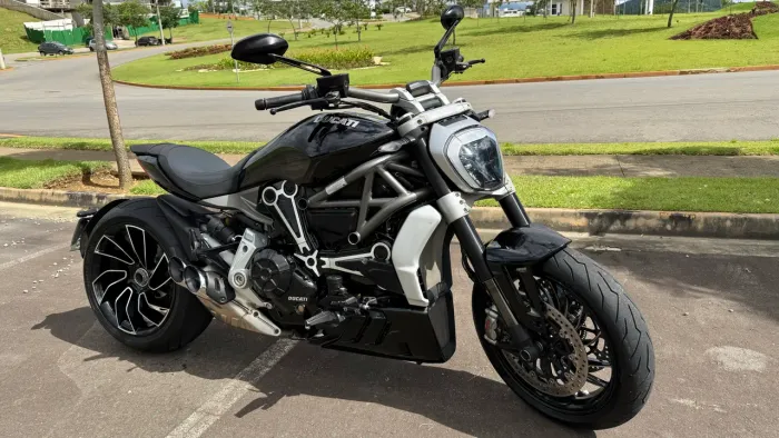 Ducati xdiavel s 1262 cc. 2020. Novíssima. Único dono. Ipva 2026 pago.