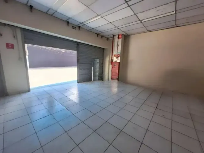 Salão comercial para locação, 1.048 m² na Rua General Glicério - Santo André/SP