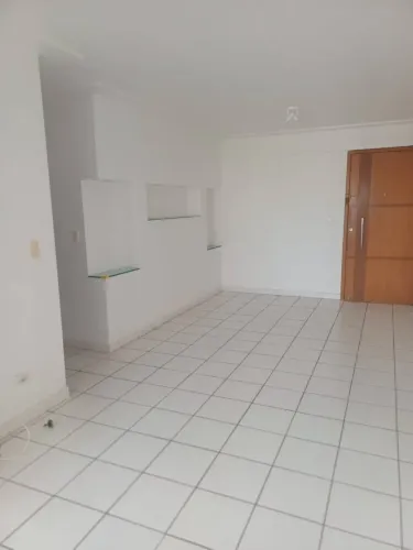 Apartamento Para Vender com 3 quartos 1 suítes no bairro Boa Viagem em Recife