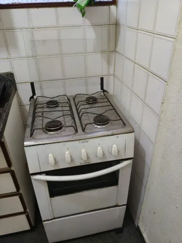 Fogão Brastemp Sirius 4 Bocas com Forno - Usado<br>Descrição: