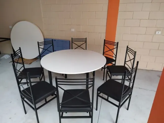 mesas e cadeiras para salão de festas