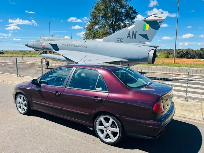 Fiat Marea Turbo 2.0 20V 4P 2002