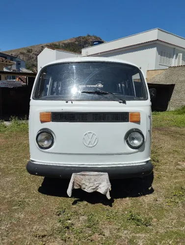 Volkswagen Kombi Standard/ Luxo/ Serie Prata 1996