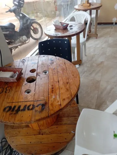 Vendo mobilha restaurante e lanchonete 