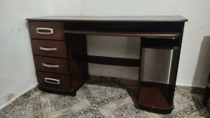 MESA RACK PARA COMPUTADOR