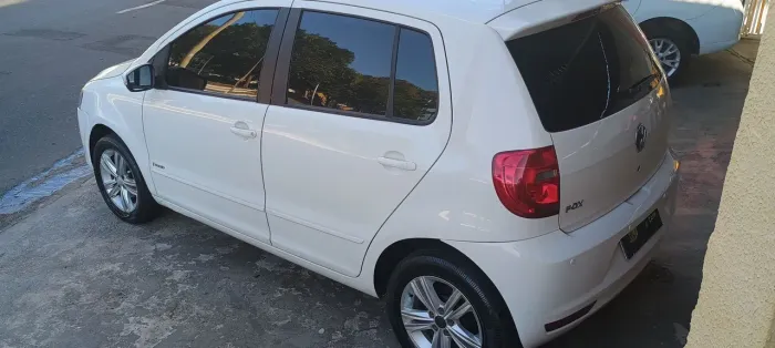Volkswagen Fox 1.6 MI I Motion Total Flex 8V 5P 2014