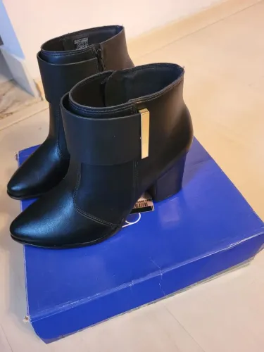 Bota cano baixo