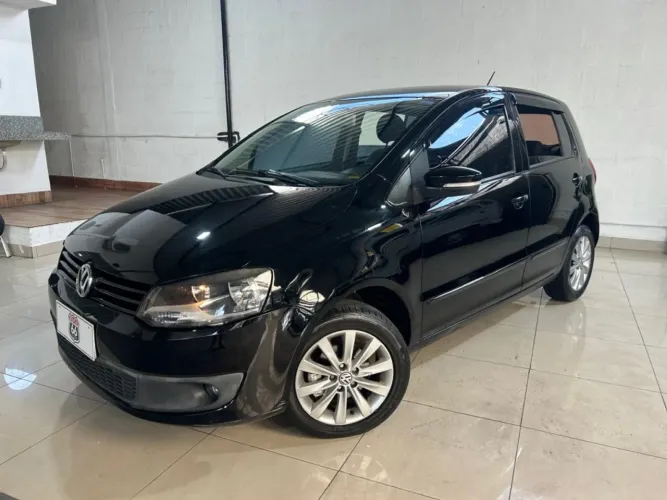 Volkswagen Fox 1.0 MI Total Flex 8V 5P 2010