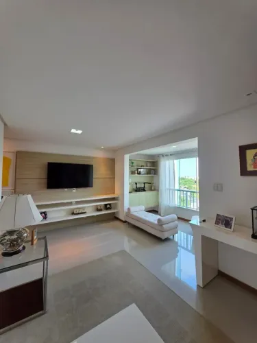 Apartamento a venda em Lauro de Freitas com 3 quartos mobiliado no Especiale