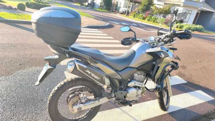 OPORTUNIDADE: Honda XRE 300 ABS (2019) - Super Equipada e Baixo KM!