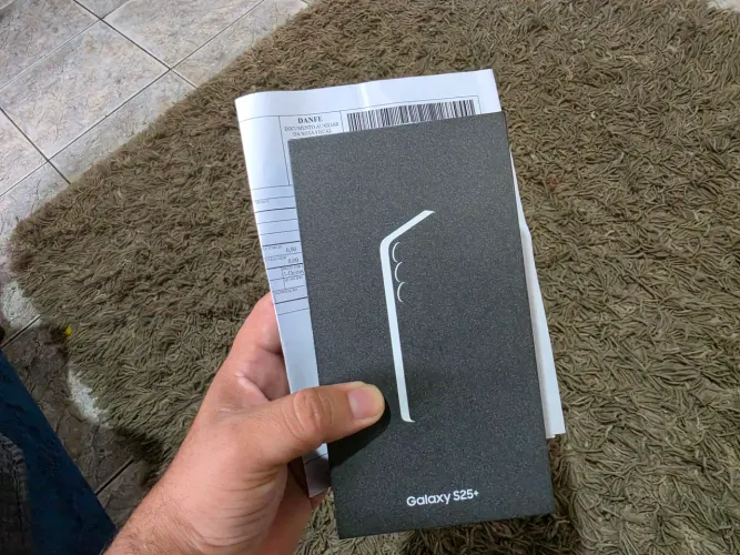 Galaxy S25 Plus (512gb) troco e pago a volta