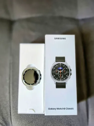 Samsung Galaxy Watch8 Classic Smartwatch 46mm LTE, Galaxy AI - Preto