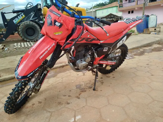 Moto de Trilha CRF 230 F 2012 