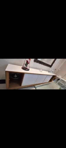 Buffet em madeira maciça laqueado 2.60M Impecável 