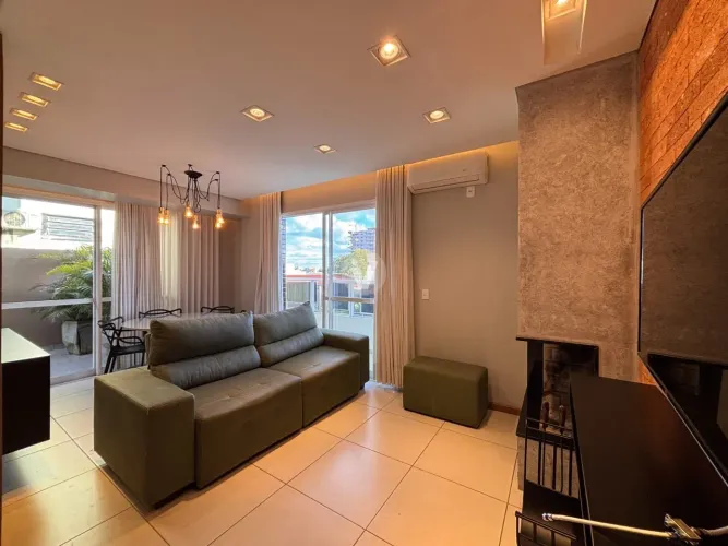 Apartamento mobiliado à venda, 2 dormitórios com terraço e vaga, bairro Fátima!