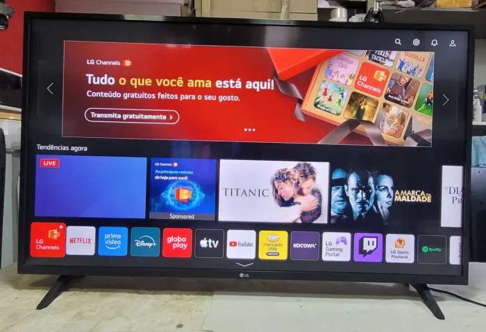 Smart TV LED 43" LG 4K 43UQ7500PSF
