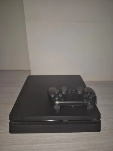 Playstation 4 Slim 1 TB de memória + 1 controle + 5 jogos 