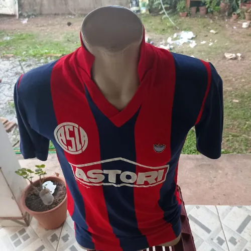 camisa do San Lorenzo anos 80