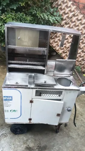 Carro p fazer hot dog  e lanche