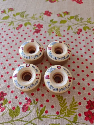 Rodas Clássicas Moska 62mm Skate