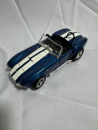 ERTL Shelby Cobra 427 1:18 Body Shop Velozes & Furiosos Rara Azul com listras Brancas