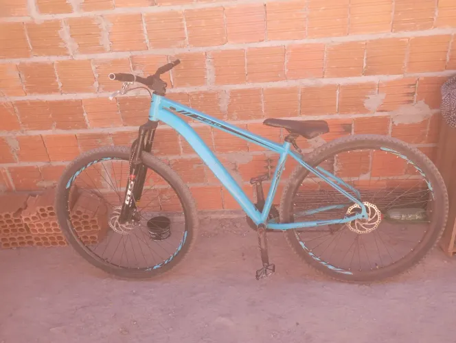 Bicicleta aro 29 usada para vender rápido valor negociável
