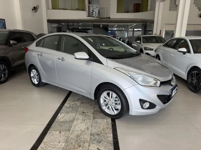 Hyundai HB20S Premium 1.6 Flex 16V Aut. 4P 2015