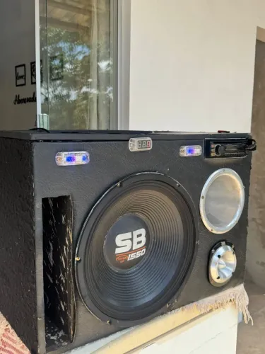 Vendo caixa trio
