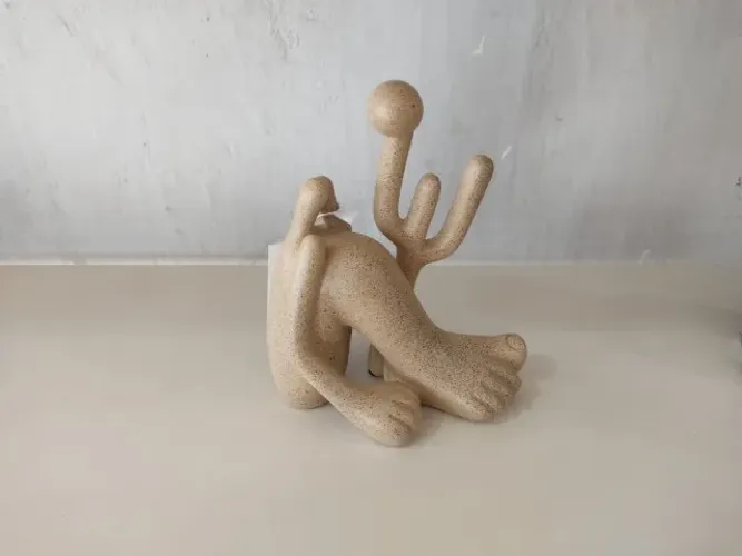 Escultura Abaporu em Poliresina