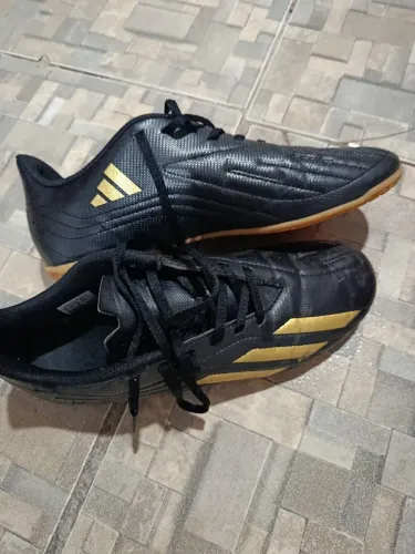 Chuteira futsal Adidas