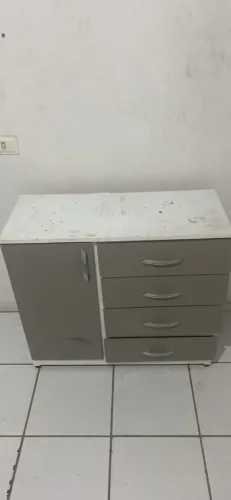 Vendo essa cômoda