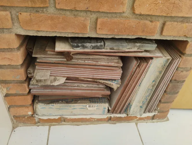 Piso de cerâmica 2,04m2 são 3caixa