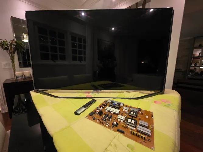 Smart TV LG 65UB9800-SA Tela perfeita, Placa principal com defeito