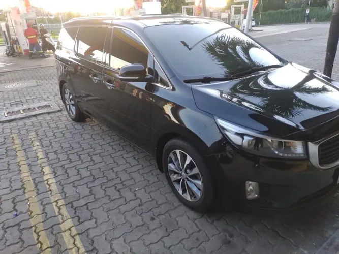 Kia Motors Grand Carnival EX 3.3 V6 24V 270cv Aut. 2016