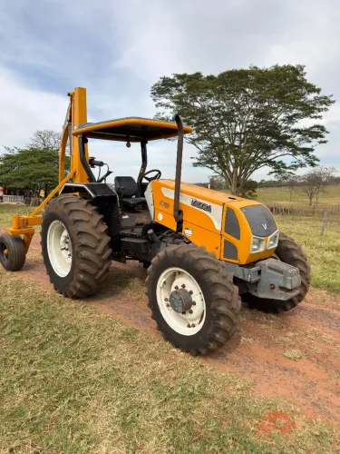 Trator Agrícola