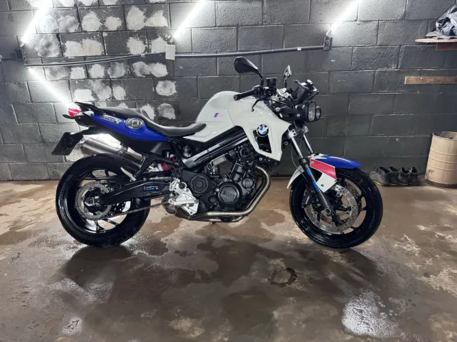BMW F800r 2013 - Abaixo da Fipe