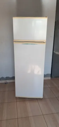 Vendo geladeira