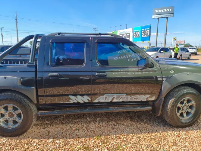 Nissan Frontier XE/ XE Tit. CD 4X4 2.8 TDI Dies 2007