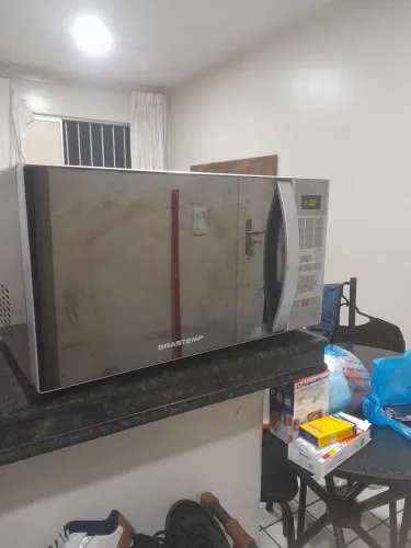 Microondas Espelhado 100% inox 300,00