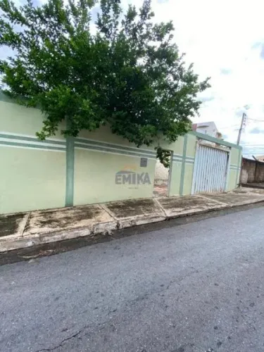 Casa com 4 quarto(s) no bairro Jardim Petropolis em Cuiabá - MT