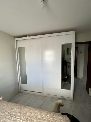 Guarda-roupa 