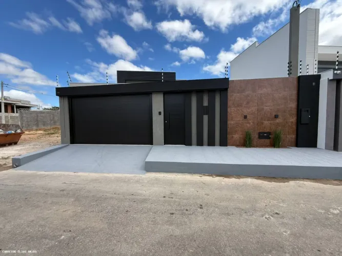 Casa para Venda em Guanambi, Deus Dará, 3 dormitórios, 1 suíte, 2 banheiros, 2 vagas