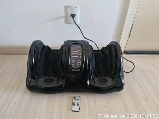 Massageador de pés Nagano Agrotama bivolt preto usado