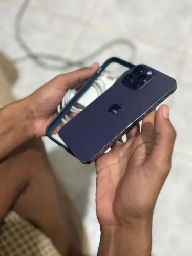 iPhone 14 Pro Max 128GB Roxo + 3 Capinhas | R$ 3.500