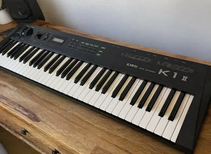 Sintetizador Vintage Lo-Fi 80s (RARO) Kawai K1 II