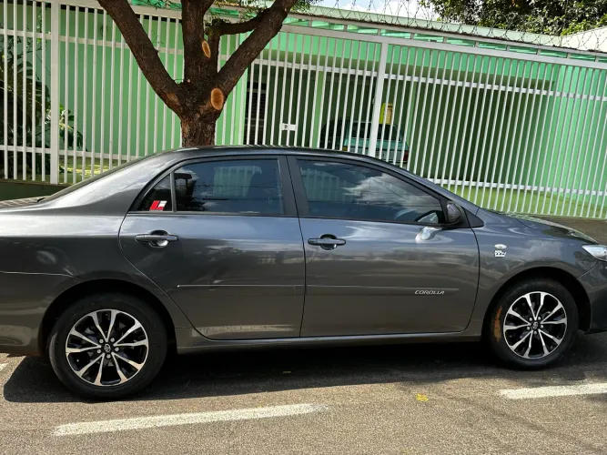 Vendo Corolla 12/13
