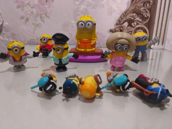Lote Minions Brinquedos Variados 11 unidades
