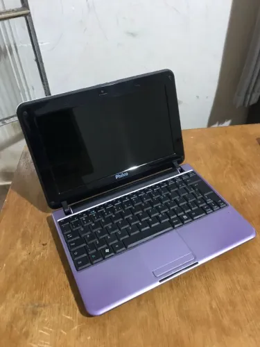 Mini notebook Philco 10B Roxo - Compacto (P/ conserto ou retirada de peças) + (Carregador)