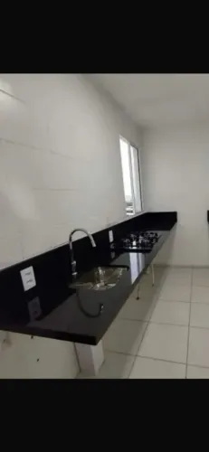 Bancadas,nichos,escadas, porcelanato.